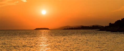 New Year’s Day 2026 and 2027 in Albania - PublicHolidays.eu