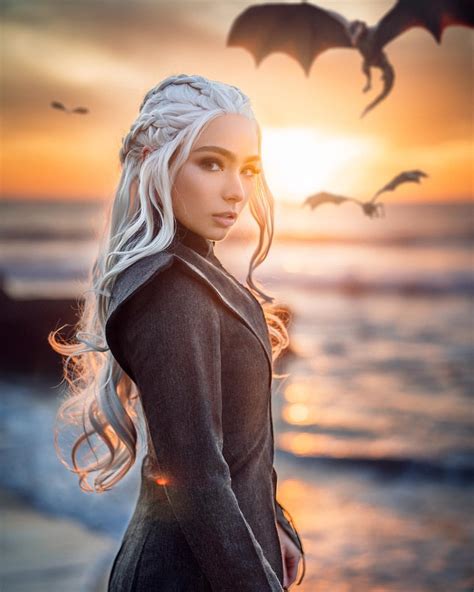 Подборка косплея от Caitlin Christine