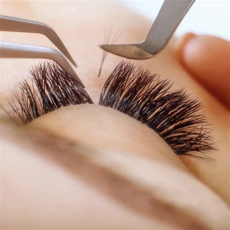 1 On 1 Lash Training Course | Mila Aesthetics
