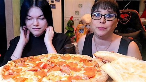 Мукбанг | Пицца Мясная,Сырный Стартер,Дэнвич ветчина и сыр | Обжор Асмр ...