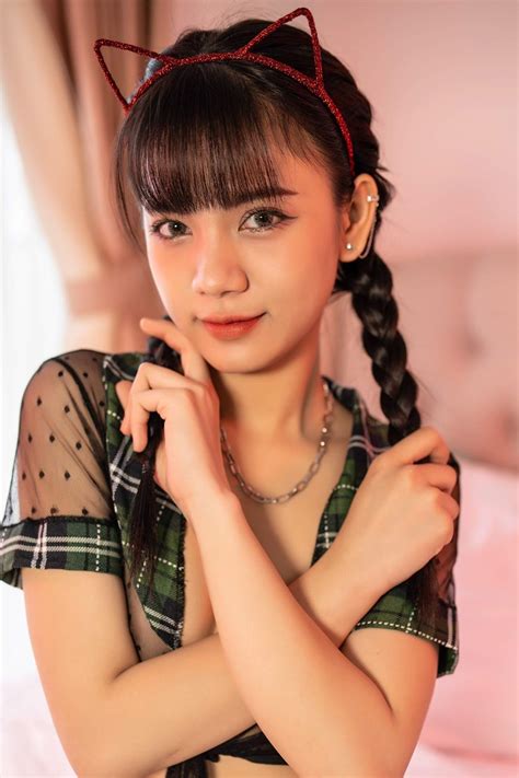 Tiny Model Moriko Free