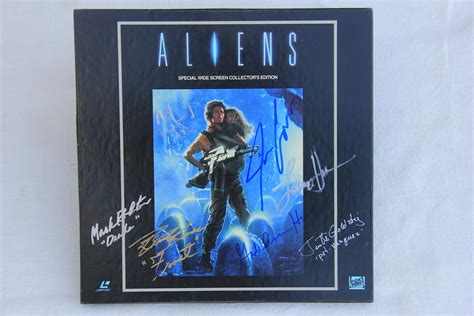 ALIENS Widescreen Collectors Edition Laserdisc Signed by James Cameron