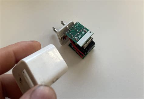 Went to unplug my Genuine Apple Charger : r/mildlyinfuriating