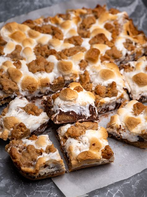 S'mores Bars - The Genetic Chef