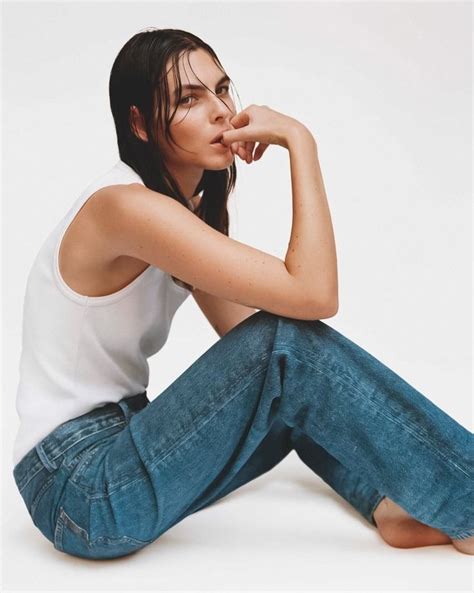 vittoria ceretti | Denim photoshoot, Denim editorial, Model poses