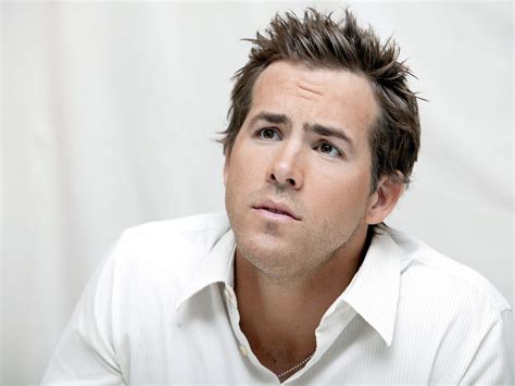 Ryan Reynolds Height - Ryan Reynolds Net Worth, Bio, Age, Height