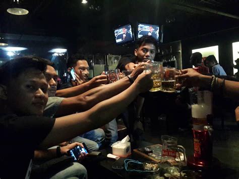 KABAR KABARI DONG : Malang Nightlife: Best Bars, Clubs and Spas