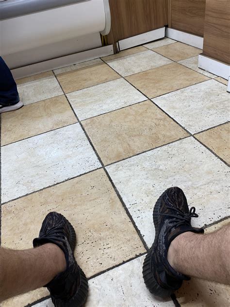 Raw dogging to get the kebab : r/yeezys