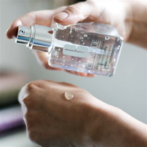 Clinique Dramatically Different™ Hydrating Jelly