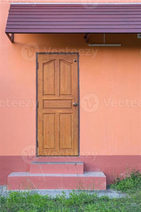 exterior door stock  images  backgrounds