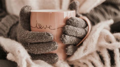 6 ways to stay warm and save money this winter | Total News