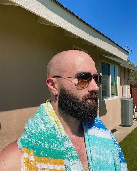 Spending the week in San Diego 😎🌞 : r/beards
