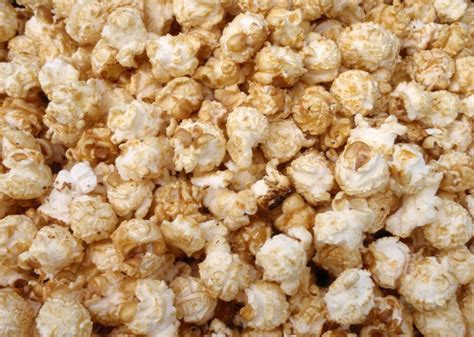 difference  kettle corn  popcorn