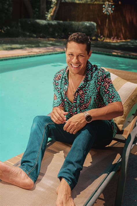 David Del Rio's feet