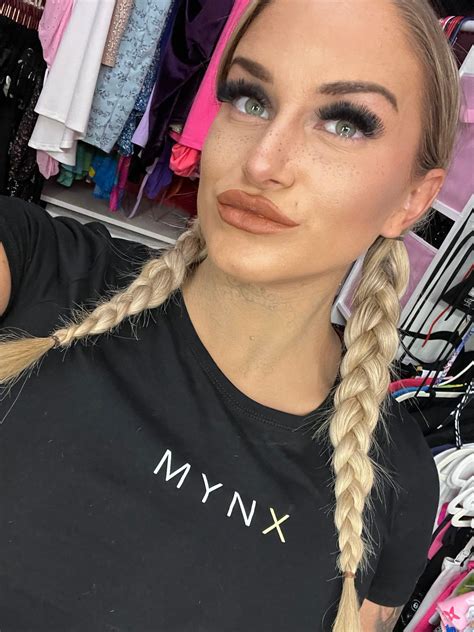 Stephanie Love - Model Reels | Facebook