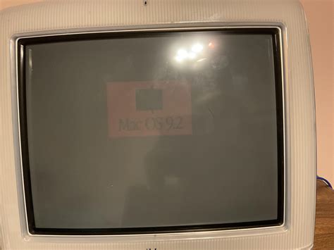 Why does my iMac G3 Monitor look like this? : r/applehelp