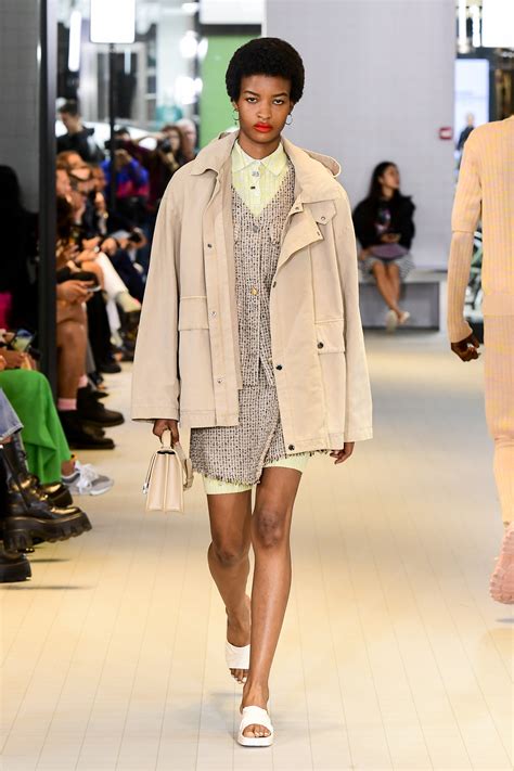 Unitedcolorsof benetton is back with a bold new fashion line 5