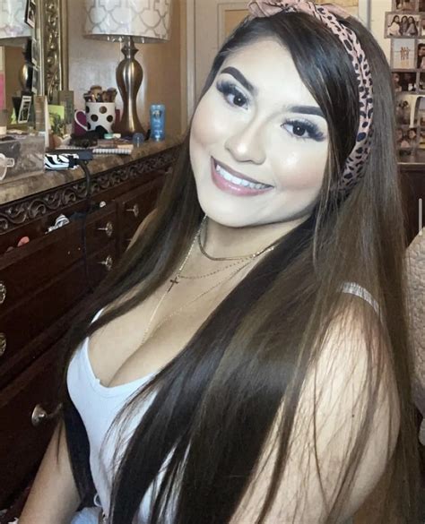 I seek for a submissive sissy Slut to serve me dm me if you are a