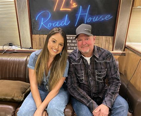 Episode of TL’s Road House – Alexandra Kay – Tracy Lawrence