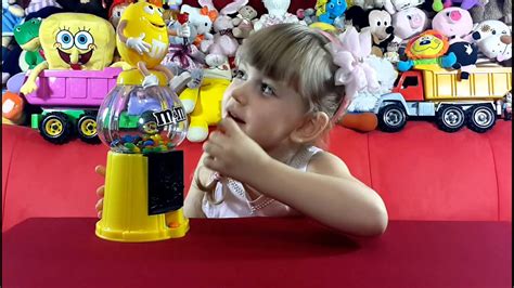 Игрушки M&M's на русском. Обзор четырёх игрушек Эмэндэмс на русском ...