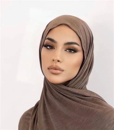 Pretty hijabi | Hijabi, Hijabi girl, Hijabi outfits casual