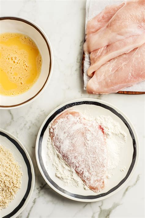 how long to cook breaded chicken breasts in the oven