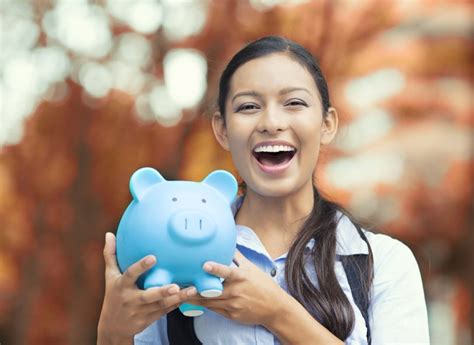 protecting  finances  college  quick guide collegebasics