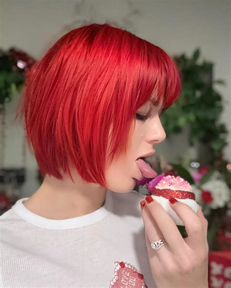 Samantha Sinz - Samantha Sinz added a new photo — in...