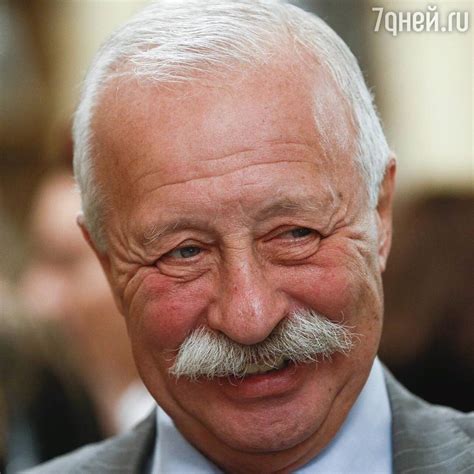 «Поле чудес» Леонида Якубовича: три брака, дети и тяжелая болезнь ...