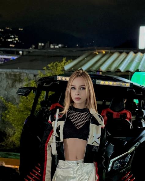 Valery López | 🌻💛🌝🐯🌟🟡🌼🌙🍯🐣🐥🌕😻 | Instagram