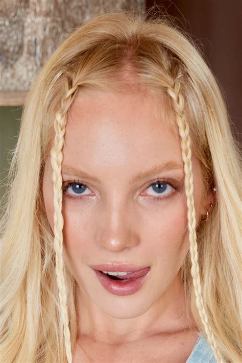 Bella Spark - Profile Images — The Movie Database (TMDB)