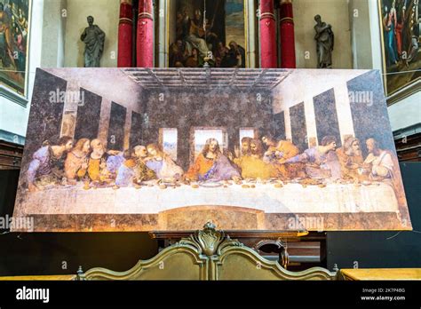 replica    supper painting housed   leonardo da vinci