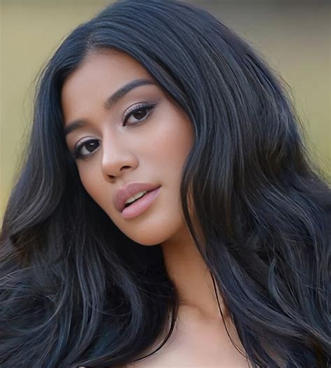 Ellie Lou (Actress) Wikipedia, Age, Height, Weight, Biography, Videos