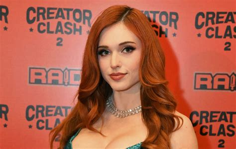 amouranth net worth