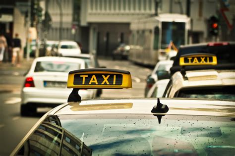 Servicio de Taxi, la mejor opción en la Costa Brava - Brava Taxis