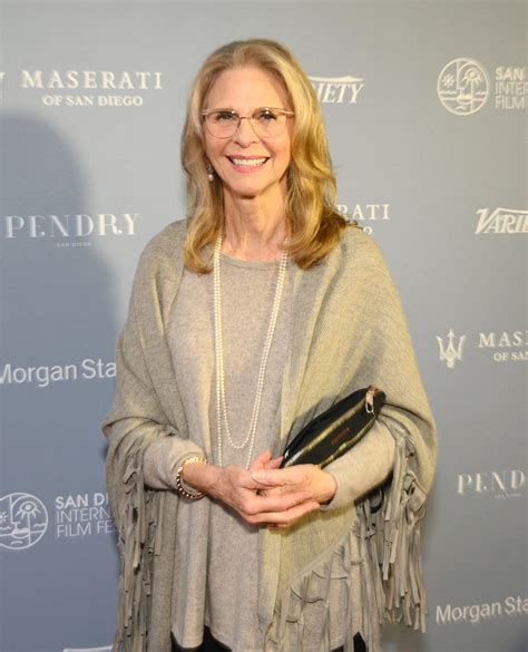 lindsay wagner played  bionic woman