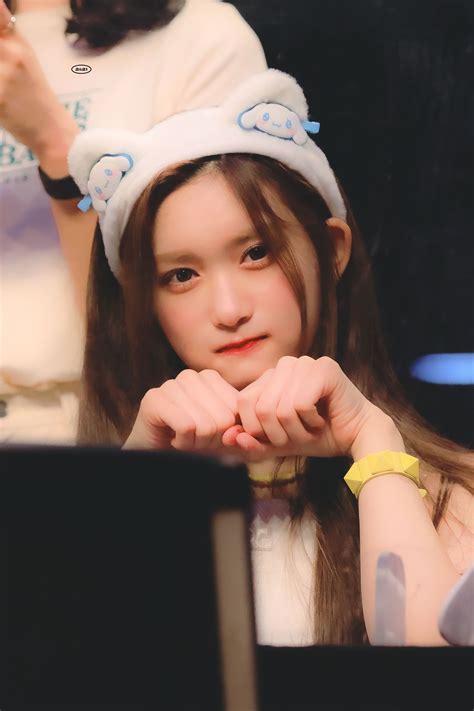 𝟐&𝟐𝟏 on Twitter | Kpop girl groups, Liz lee, Kpop girls