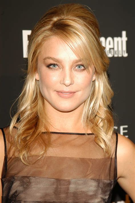 Poze Elisabeth Röhm - Actor - Poza 29 din 38 - CineMagia.ro