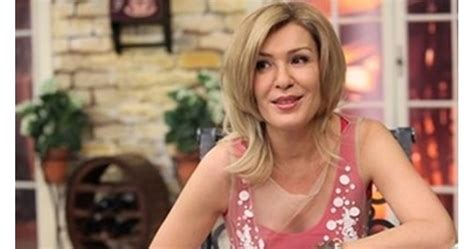 Гала с ЕМОЦИОНАЛНО обръщение към старите моми, каза им...