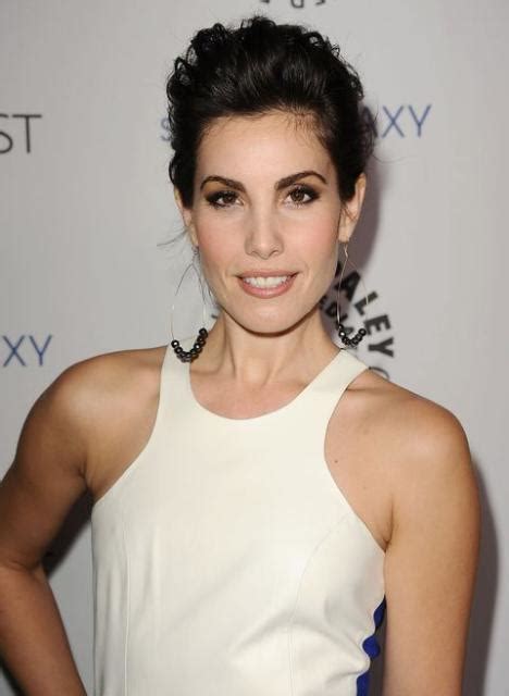 Carly Pope biography. Canadian actress