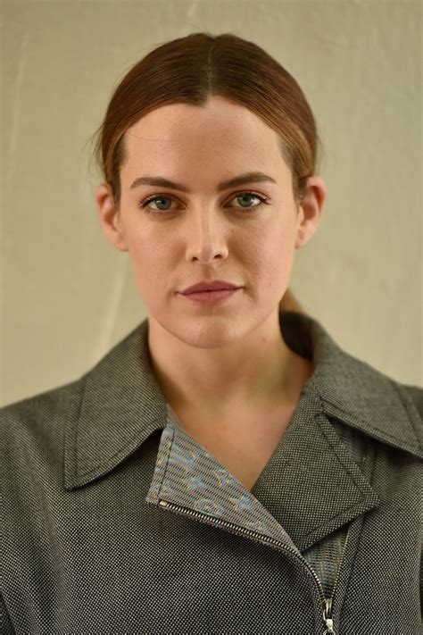 CelebMafia - Celebrity Style, Fashion, Clothes, Outfits, Photos, GIFs