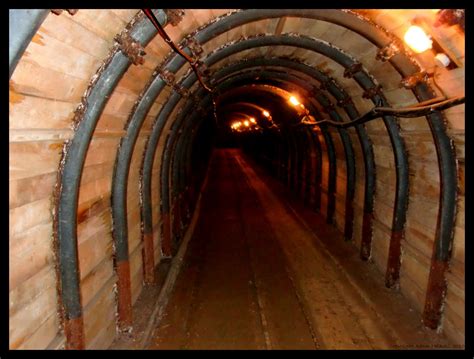 Fall in Hallstatt, Austria: Hallstatt - A Must See Small Lakeside Town ...