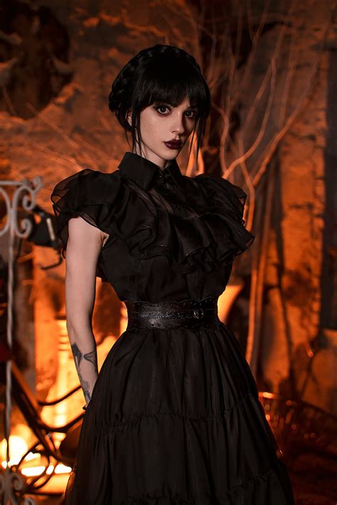 Wednesday cosplay by Xenon. Photo by Aku : r/cosplaygirls