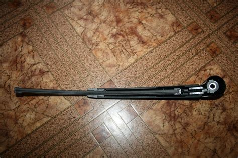 Задний дворник от 5 гольфа — Volkswagen Golf Mk4, 1,6 л, 2001 года ...