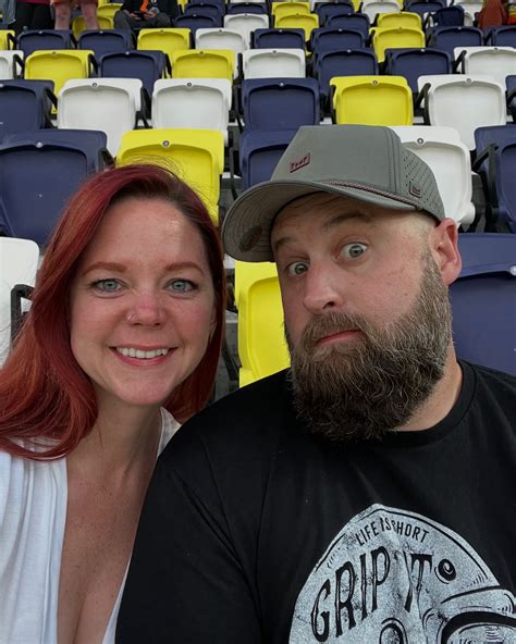 Emma Nichols (@emmalourides) • Instagram photos and videos