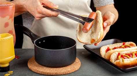 how long to cook hot dogs in water
