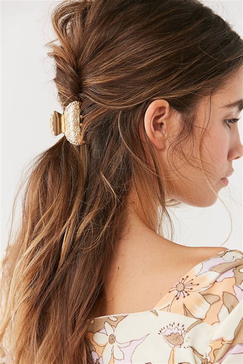 hair clip hairstyles 12