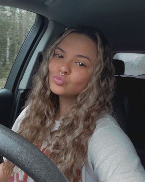 Tiffany Baxter (@tiffbby__) • Instagram photos and videos