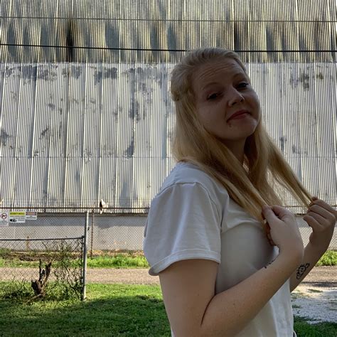 Obituary and Service Information for Isabella Rose Tucker