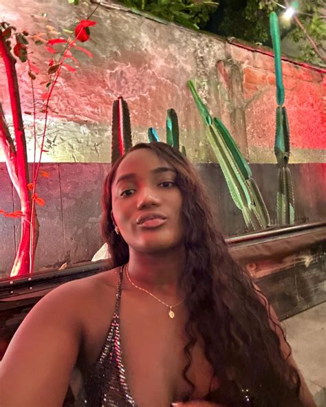 Photo posted by 𝐉𝐇𝐎𝐀𝐍𝐀 𝐑𝐎𝐌𝐀Ñ𝐀 (@jhoana_romana)